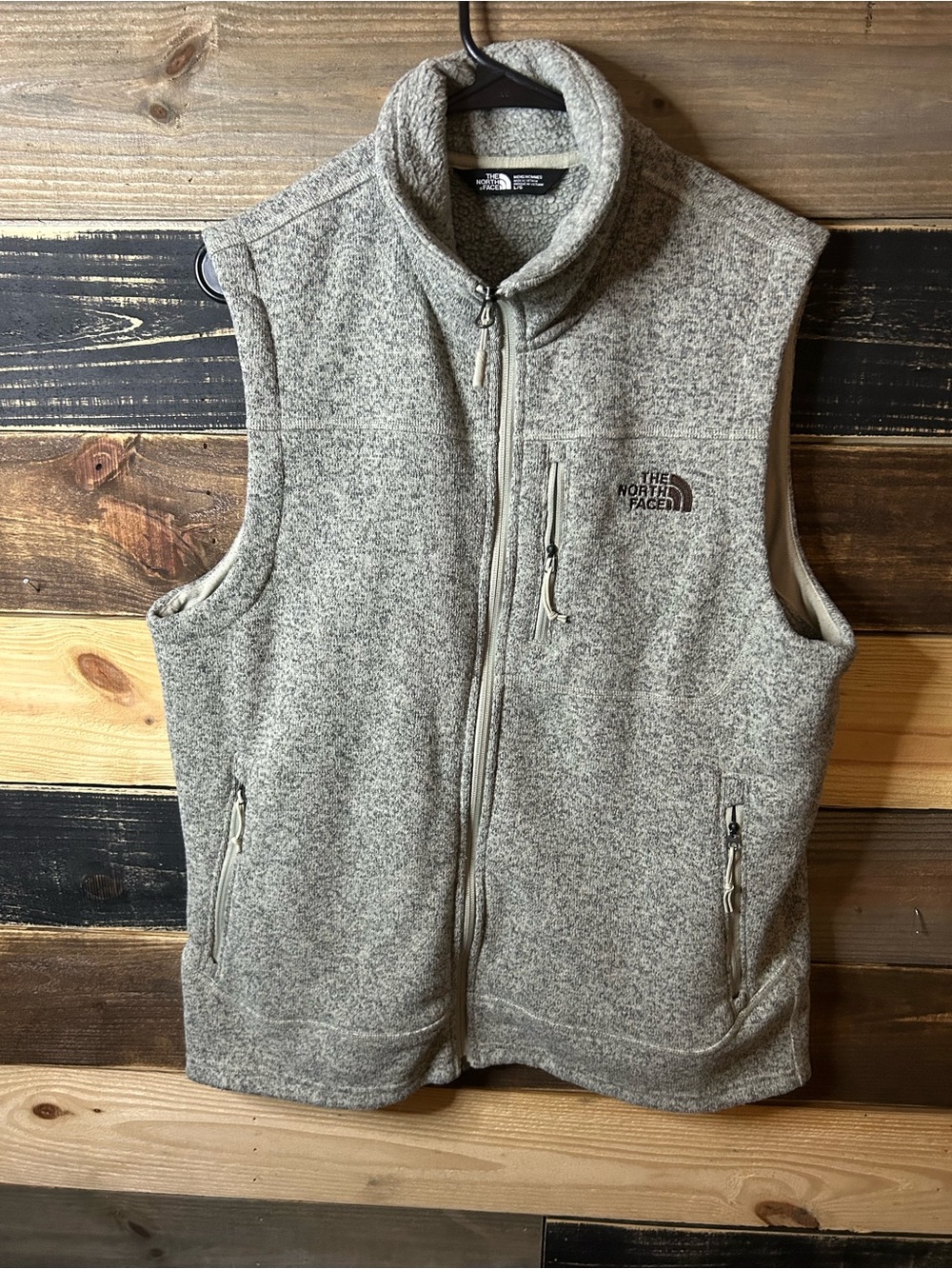 The North Face Men's Light Heather Gray Fleece Vest